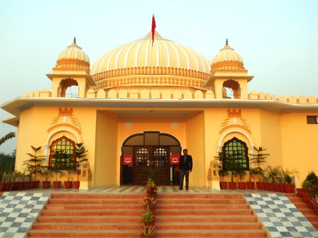 V Resorts Rajmahal Orchha Esterno foto