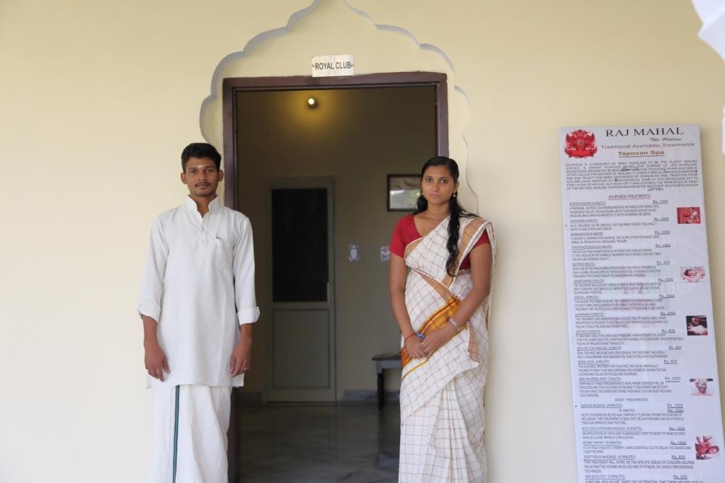 V Resorts Rajmahal Orchha Esterno foto