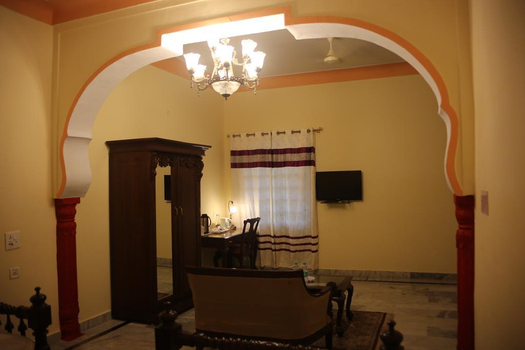 V Resorts Rajmahal Orchha Esterno foto
