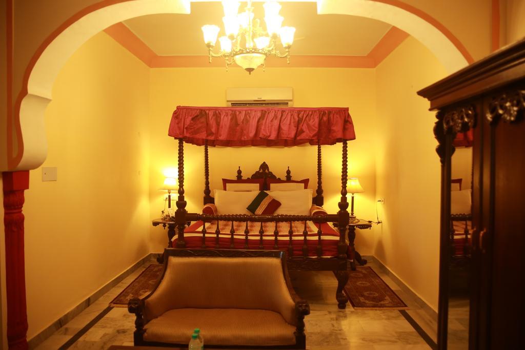 V Resorts Rajmahal Orchha Esterno foto