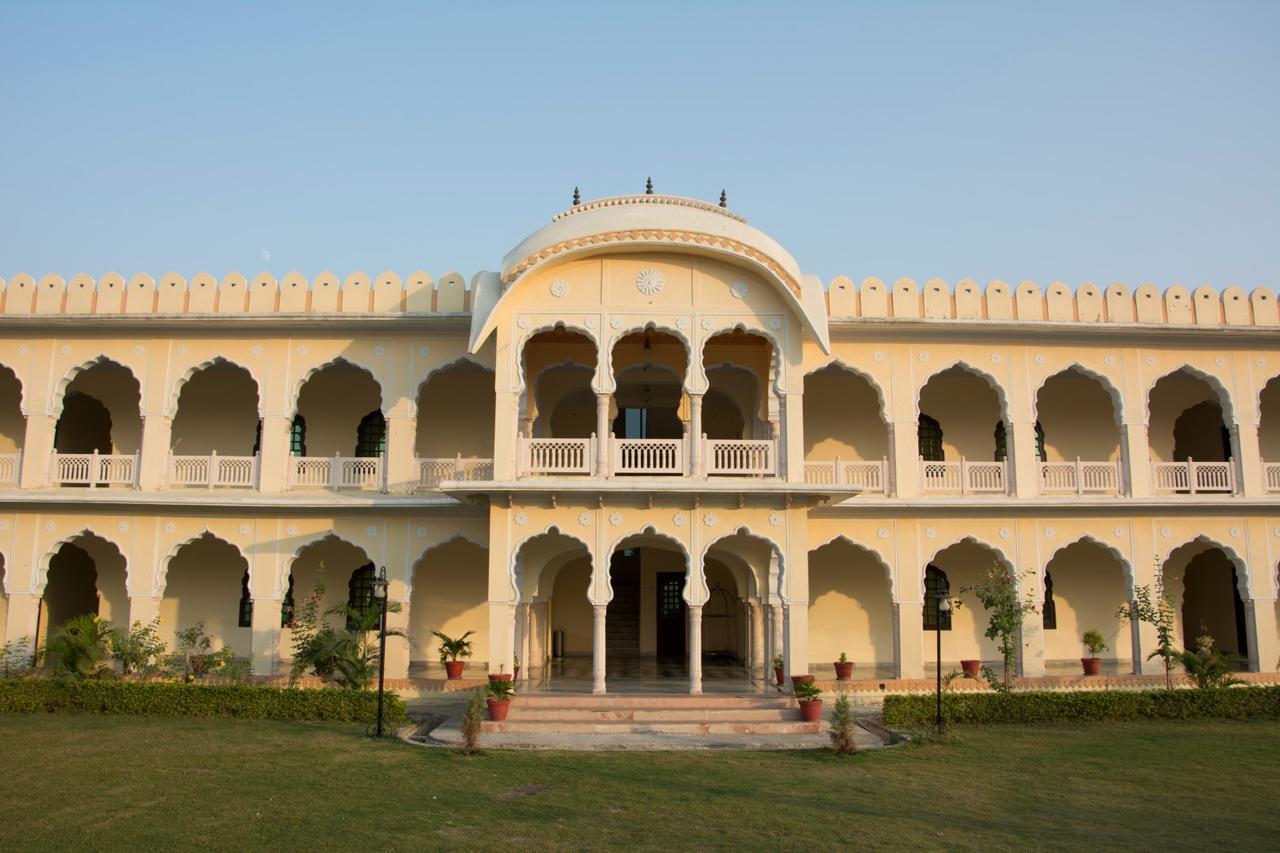 V Resorts Rajmahal Orchha Esterno foto